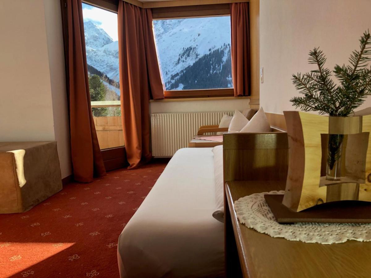 Piz-Hotel Sankt Leonhard im Pitztal Exterior photo